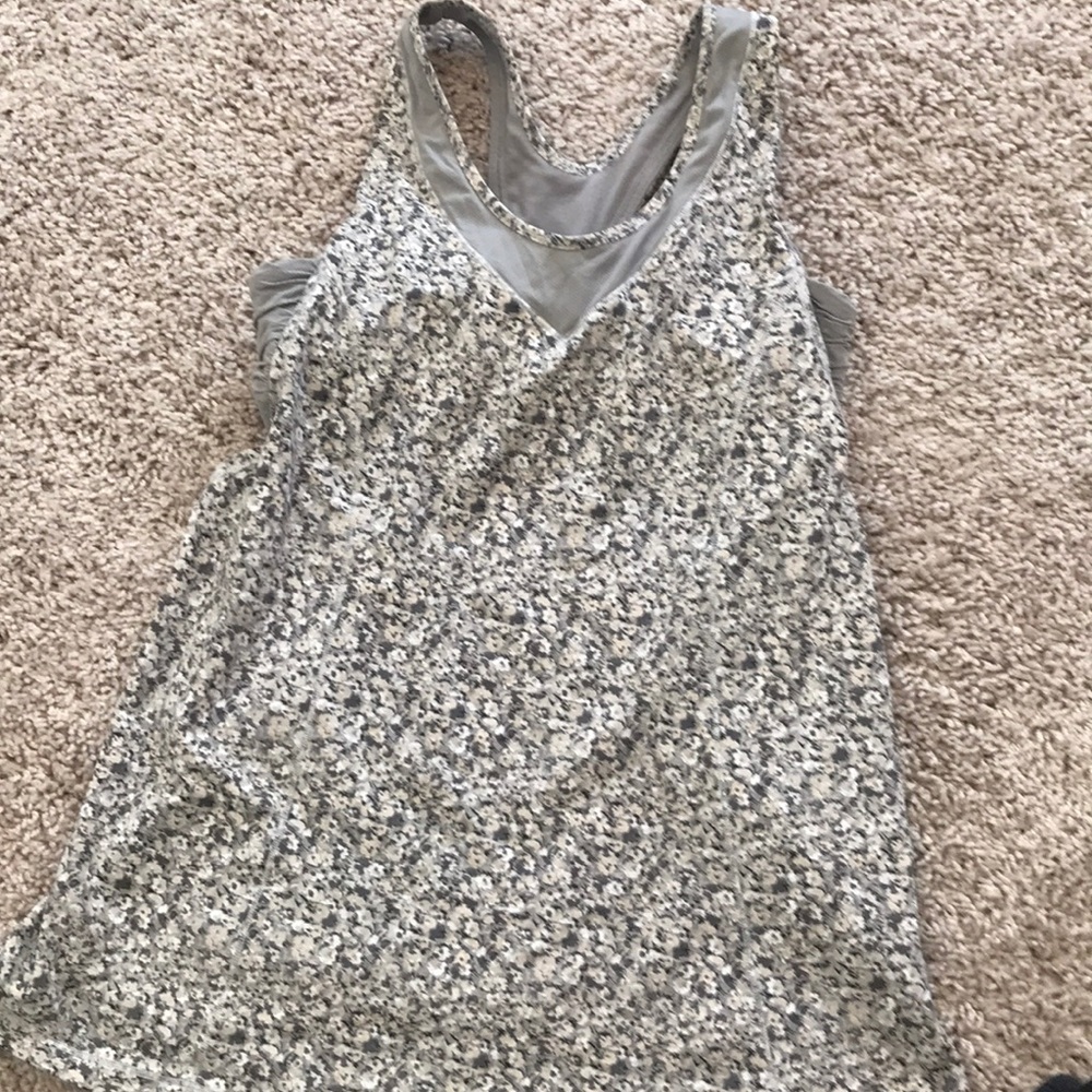 Lululemon workout Tank
